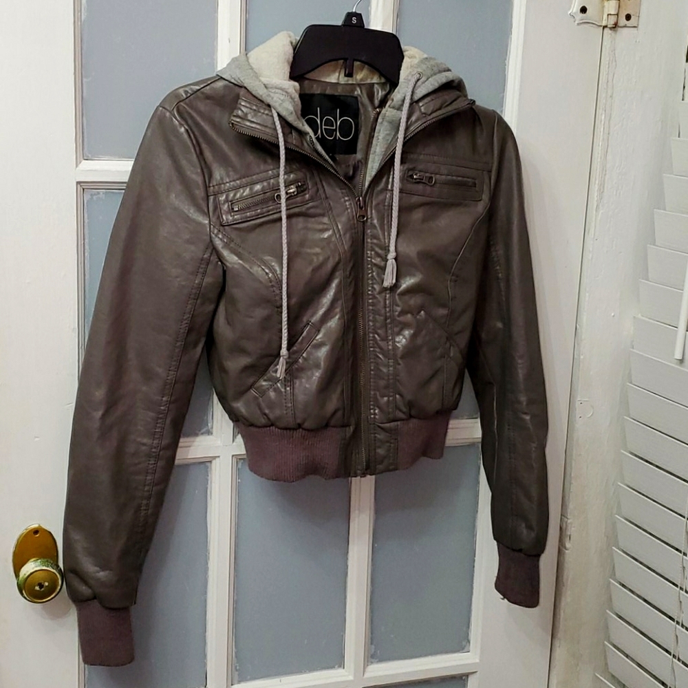 Cropped leather jacket with hood
